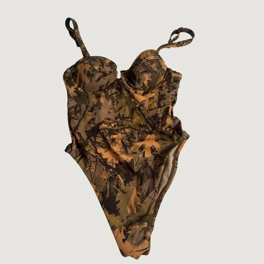 Country Kacey Musgraves x Lee Camo Underwire Gorpcore One Piece Swimsuit XS NWT